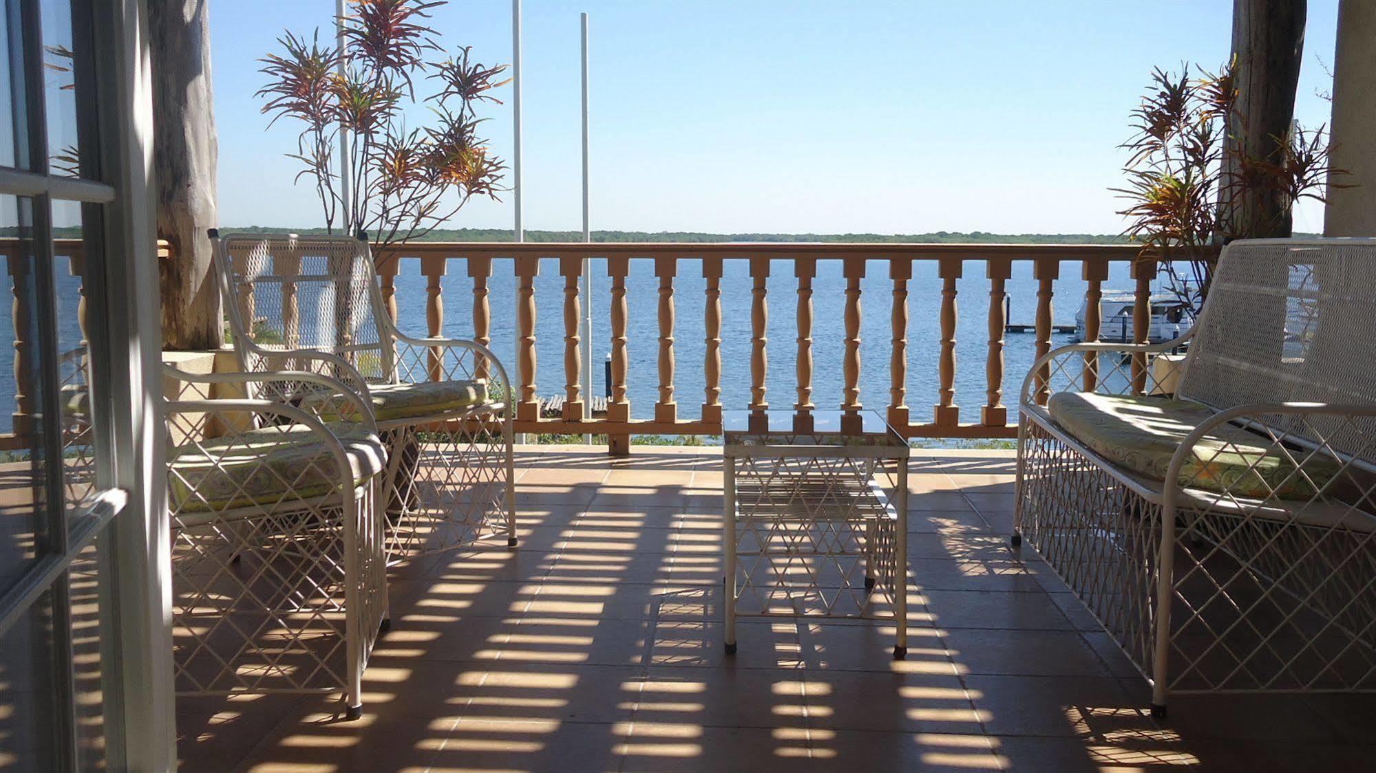Marina Puesta Del Sol Hotel Aposentillo Екстериор снимка